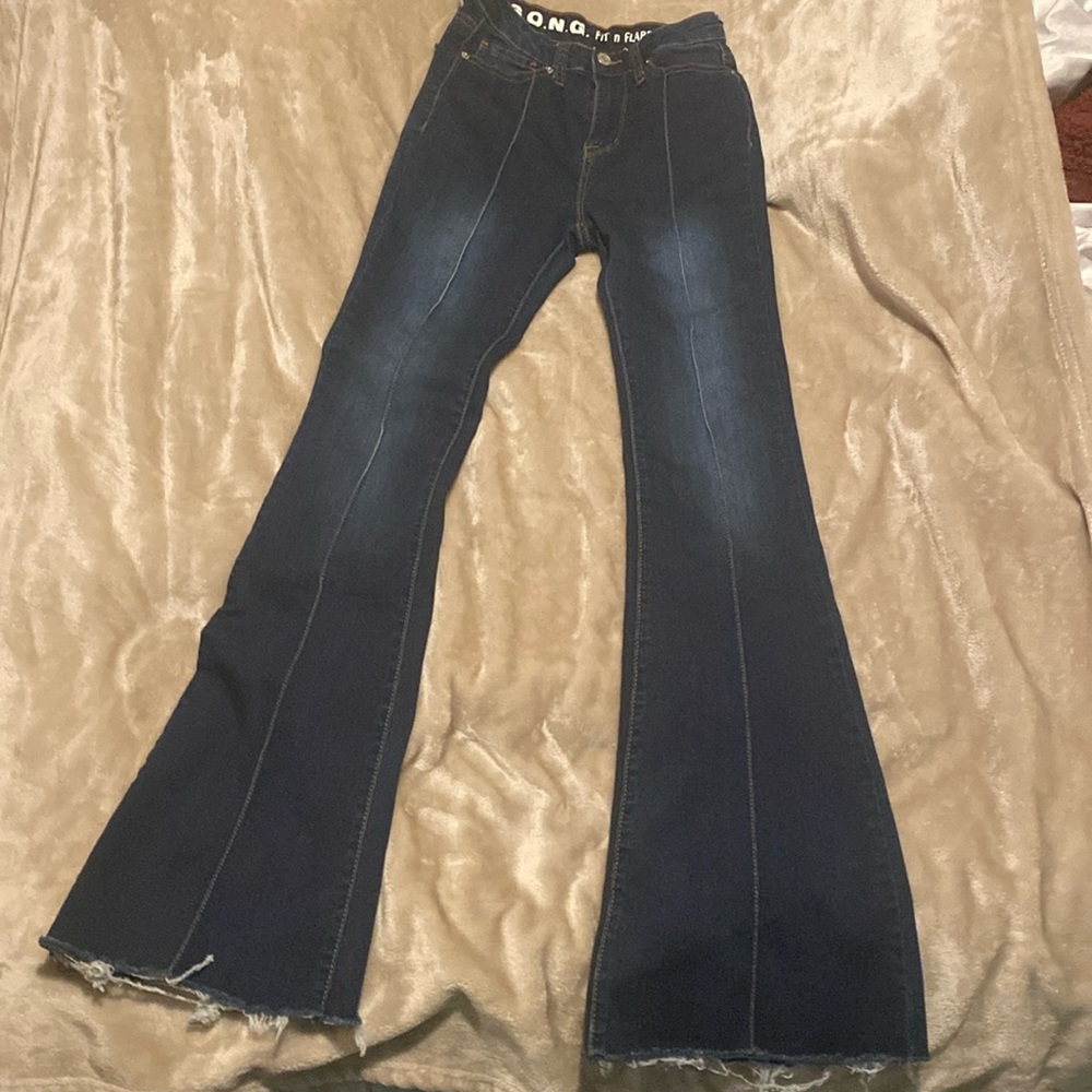 S.O.N.G Flared jeans